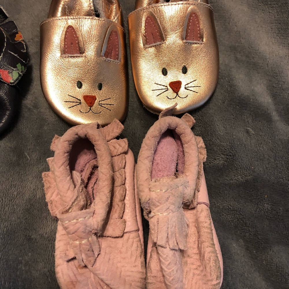 Girl’s shoes